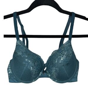 Victoria’s Secret Body by Victoria Bra